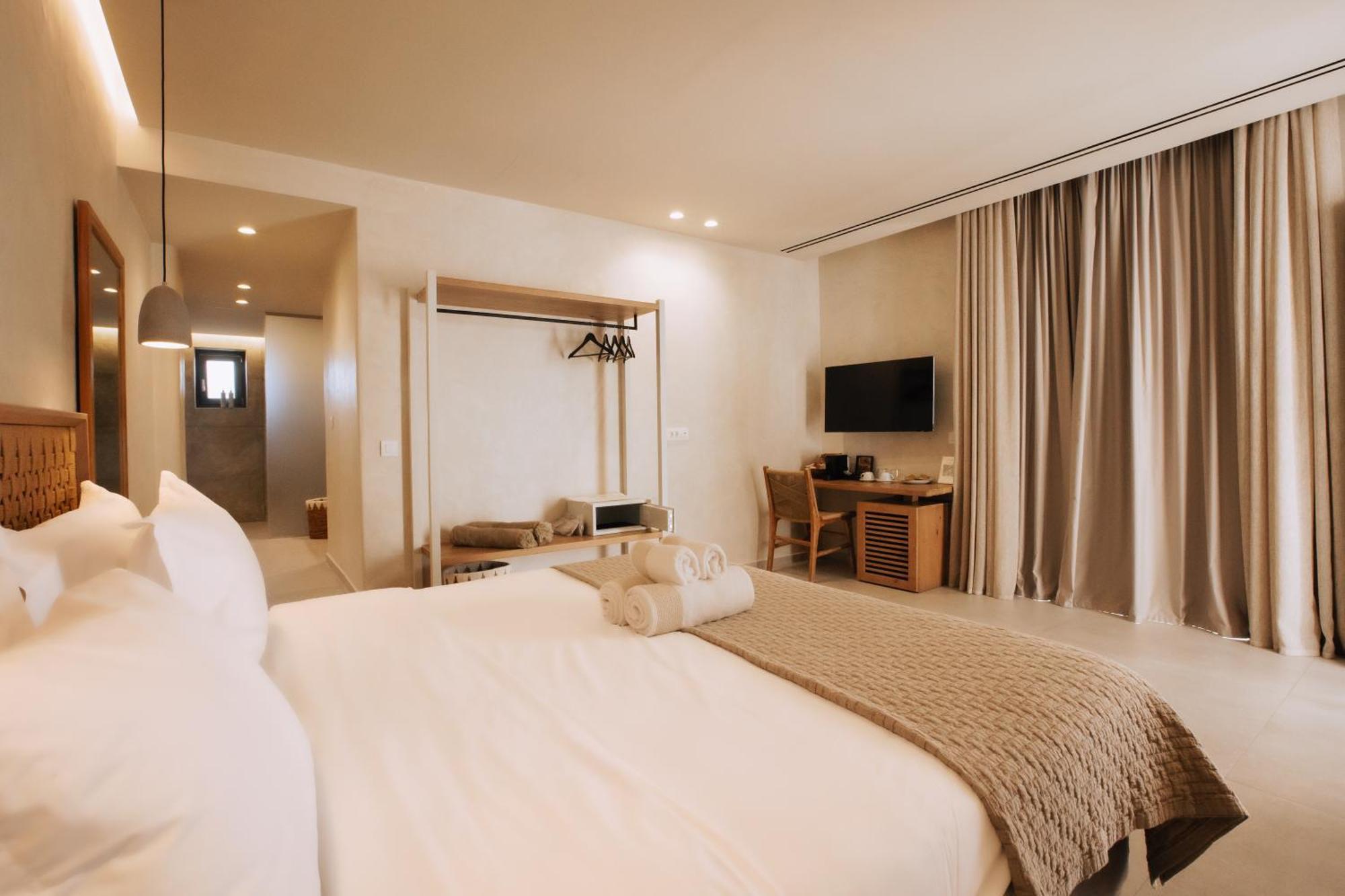 Aerostay Mykonos Mykonos Town ภายนอก รูปภาพ