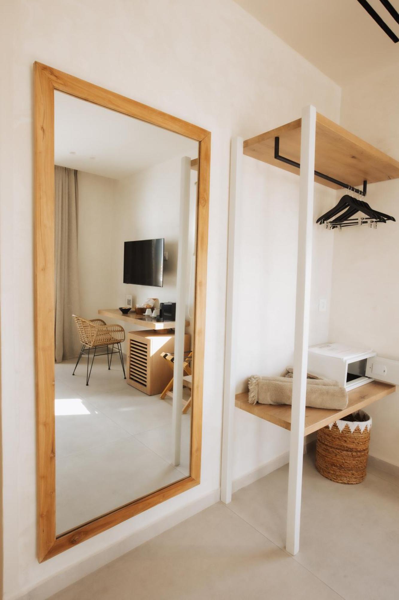 Aerostay Mykonos Mykonos Town ภายนอก รูปภาพ